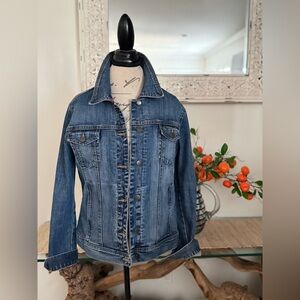 Like New H&M Classic Denim Jacket M/L